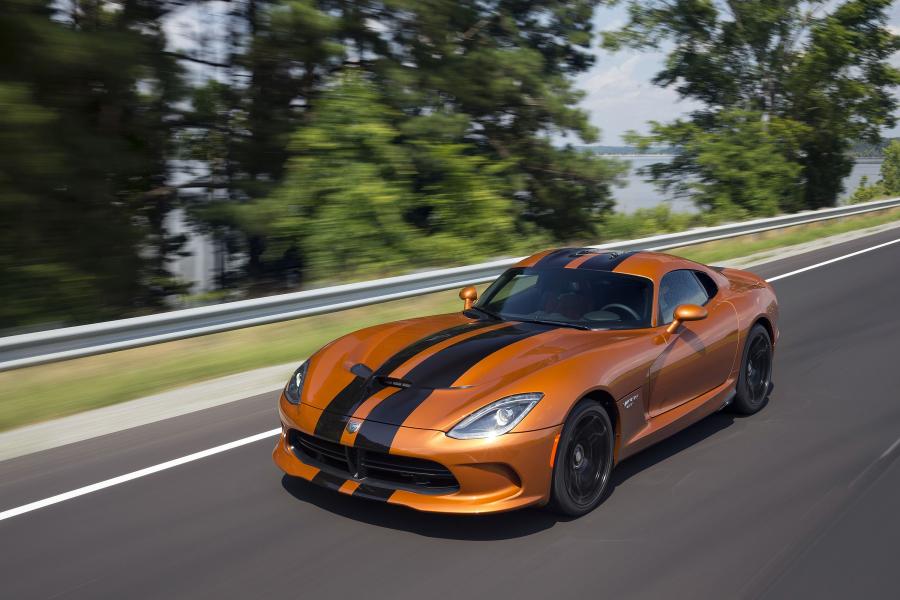  Dodge Viper GTC 2015 года  (фото 11 из 14)